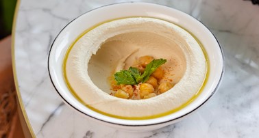 HUMMUS